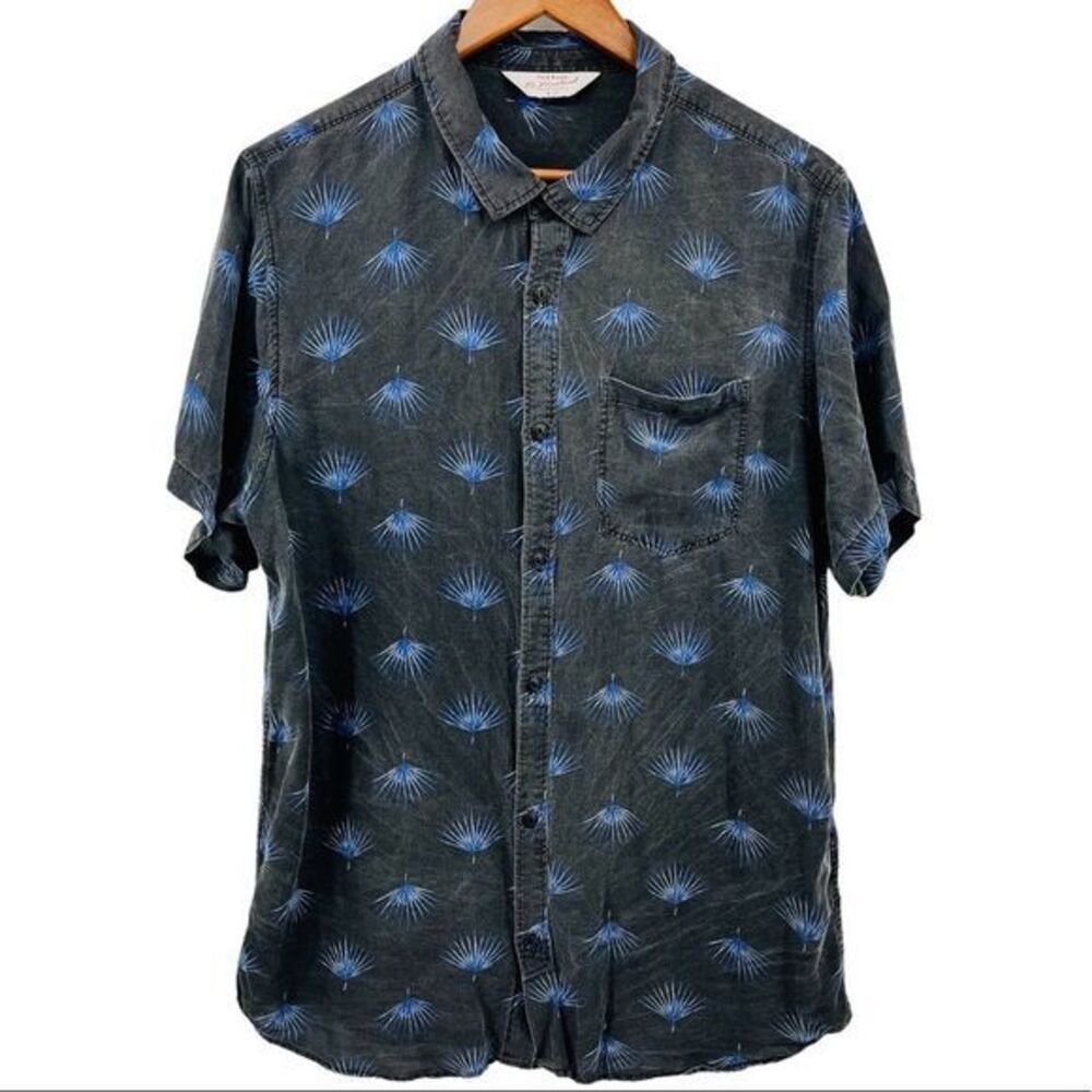 Cotton On Men’s Button Down Short Slv. Summer Shirt Black Blue Size L/(M) 10101